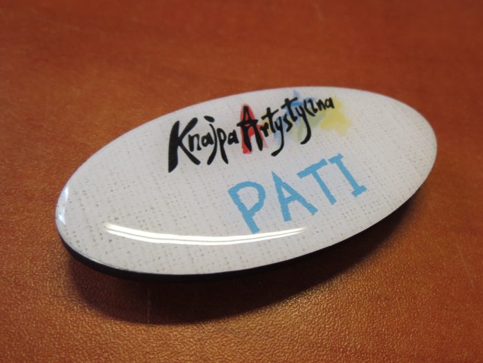 identyfikator z naklejką 3d